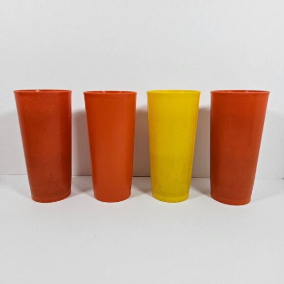 Vintage Tupperware Tumblers Lot Of 9 Yellow & Orange Tall Cups 3 sizes - Picture 3 of 9